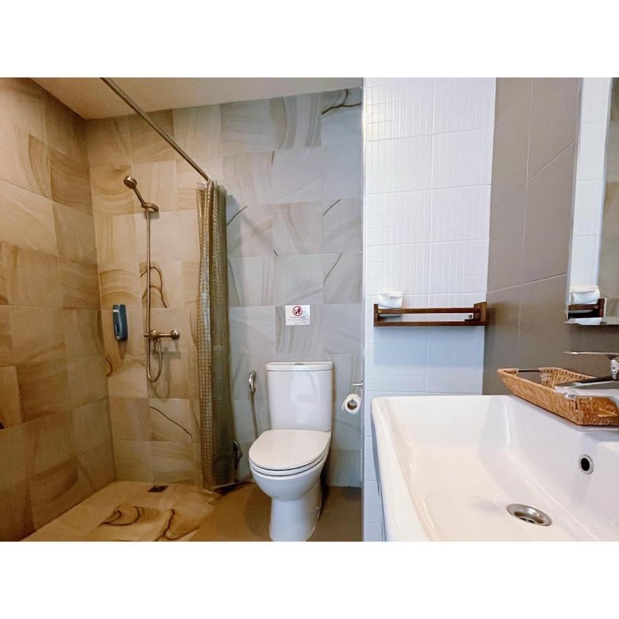 The Sixteenth Naiyang Beach Hotel Sha Plus Nai Yang Bagian luar foto